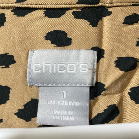 CHICOS ANIMAL PRINT LONG SLEEVE BLOUSE SIZE 1 (8-10) COLOR TAN - Picture 2 of 5